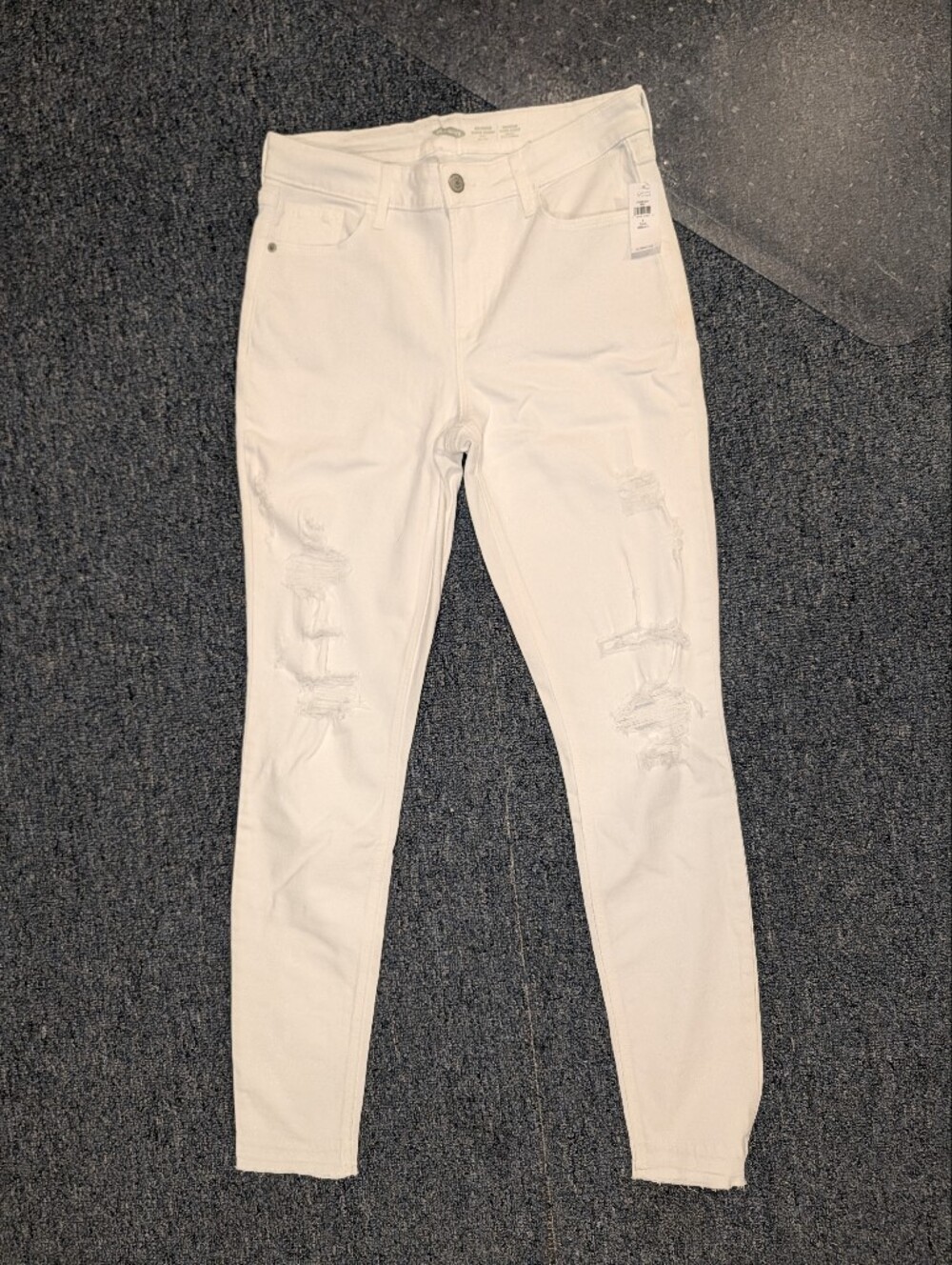 ⭐3 For $20⭐ Old Navy White Women's Ripped Skinny Jeans